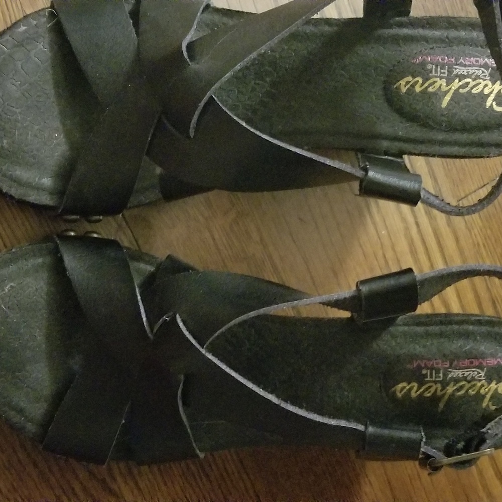 Black leather sandal cork wedge